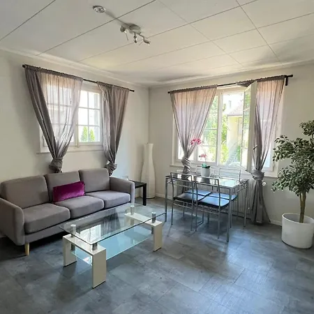 Séjour chez l'habitant House *