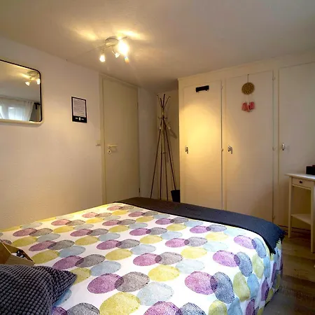 Проживание в семье House *