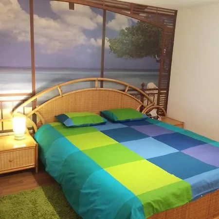 House בית אירוח מורג'ס