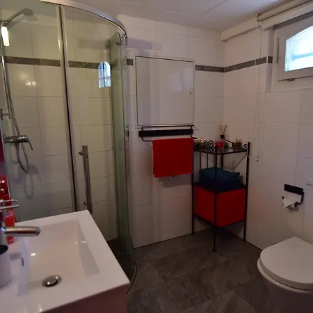 בית אירוח House *